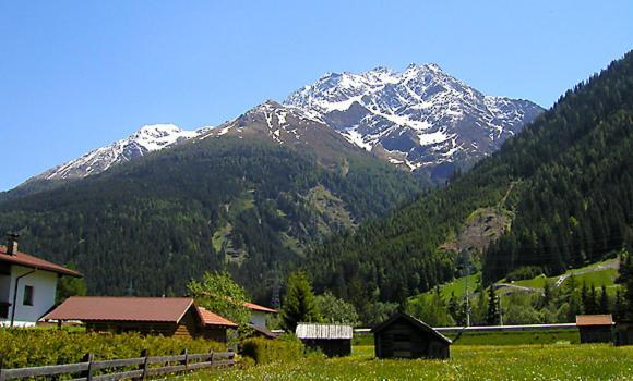 Bed and Breakfast Berghaus Maria Петтной-ам-Арльберг Екстер'єр фото